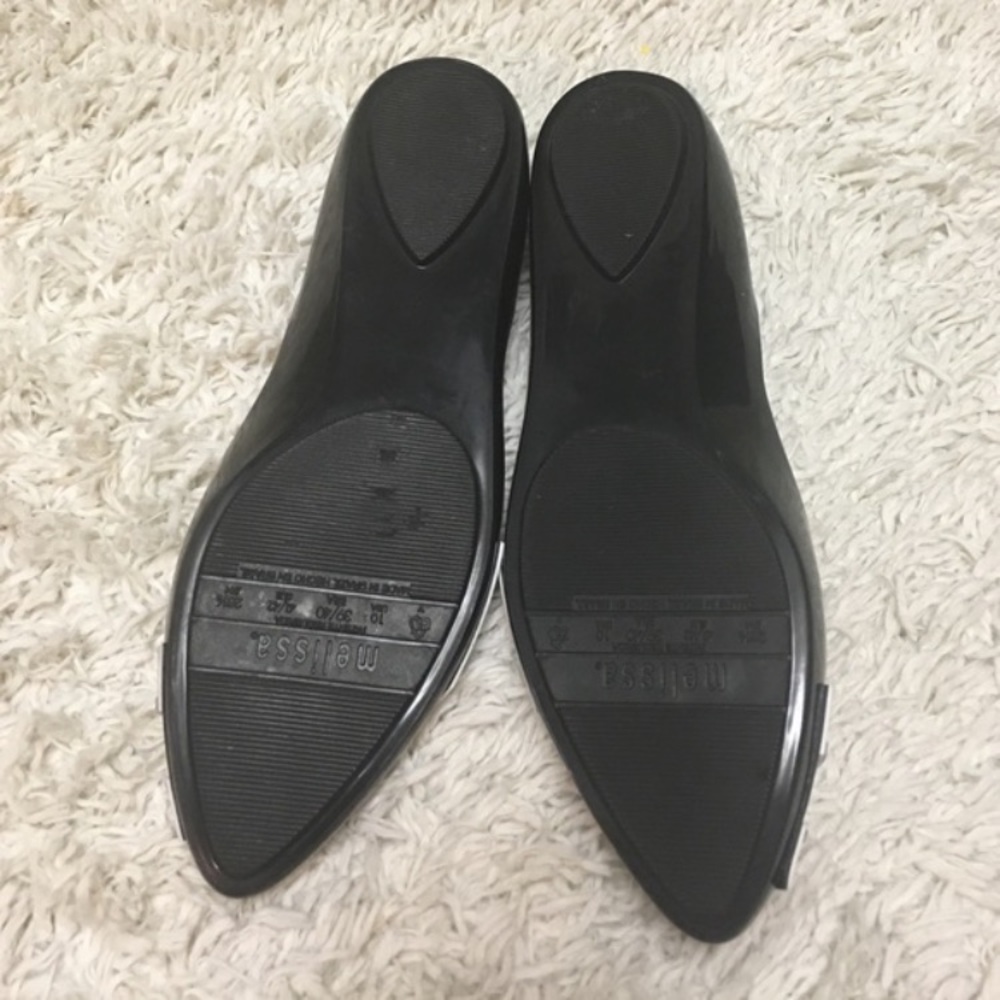 Melissa designed by Karl Lagrrfeld size 10 - Picture 3 of 4